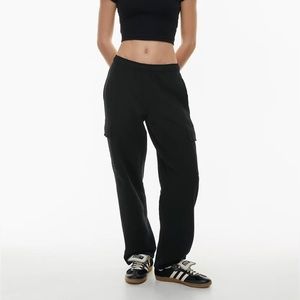 Aritzia | Cozy Fleece Mega Cargo™ Sweatpant | Black | Small